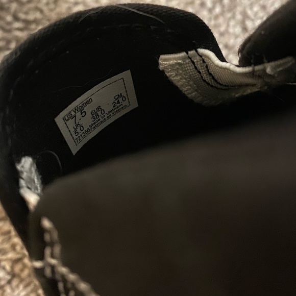 Vans Women’s Asher Slip on Sneakers - Picture 3 of 8